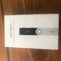 کیف پول سخت افزاری لجر نانو اس Ledger Nano s