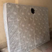 یک عدد تشک رویال