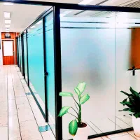 پارتیشن شیشه ای فریم لس حتی چکی