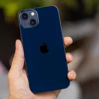 اپل iPhone 13 با حافظهٔ ۱۲۸ گیگابایت