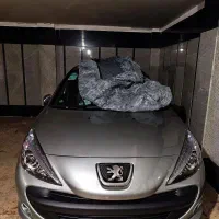 پژو ۲۰۷ اتوماتیک سقف شیشه ای صفر تیتانیوم