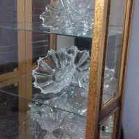 بوفه شیشه ایی بزرگ