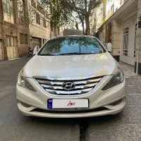 سوناتا YF فول 2012