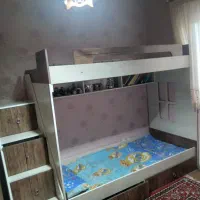 تخت دو طبقه