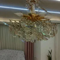 لوستر 8شاخه تمیز بدون رنگ رفتگی رنگ صابت|لوستر و چراغ آویز|اندیشه, شهرک مریم|دیوار