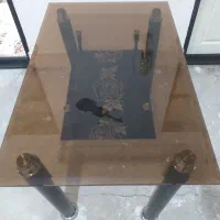 میز غذا خوری شیشه ای