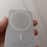 پاور بانک اپل