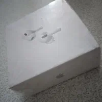 یک عدد سشوار و یک عدد هندزفری بلوتوثی|آرایشی، بهداشتی، درمانی|قم, شهر قائم|دیوار