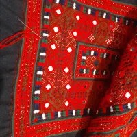 دوچگرزی گفتان وآینه