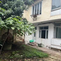 ویلایی قدیمی مرکز شهررشت مطهری شریعتی۲۰۰متر|اجارهٔ خانه و ویلا|رشت, بازار|دیوار