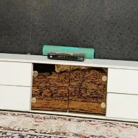 میز تلویزیون سفید