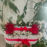 دسته گل ربانی وباکس پول|گل مصنوعی|شهرکرد, |دیوار