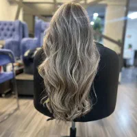 مدل رنگ مو (هایلایت، بالیاژ، آمبره و فیس فریم)|خدمات آرایشگری و زیبایی|تهران, نازی‌آباد|دیوار