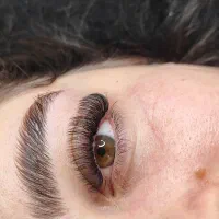 آموزش اکستنشن مژه همراه با مدرک فنی حرفه ای|خدمات آرایشگری و زیبایی|کاشان, مفتح|دیوار