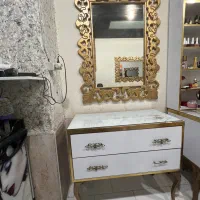 میز آینه ارایشگاه