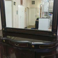 کنسول با آیینه