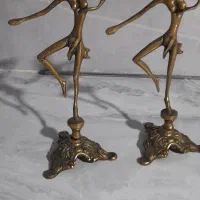 مجسمه زن برنز