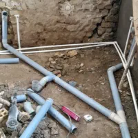 تاسیسات لوله کشی ونصب پمپ و تانکر و ...