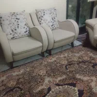 مبل راحتی ۴نفره|مبلمان خانگی و میز عسلی|تهران, هاشمی|دیوار