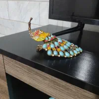 طاووس برنجی زیبا و دستگاه خوشبو کننده هوا|مجسمه، تندیس، ماکت|قم, دروازه چوبی|دیوار