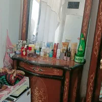 اینه کنسول و‌ گنجه