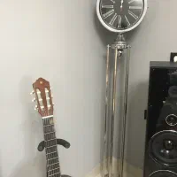 ساعت ایستاده فلزی