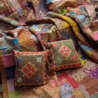 رو تختی کار دست، هندی