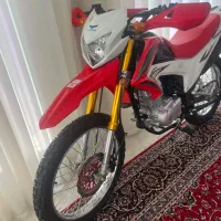 موتور تریل ۲۰۰ پرواز