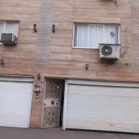 یک واحد از اپارتمان در طبقه سوم