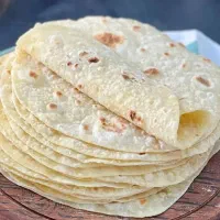 استخدام کارگر برای نان محلی