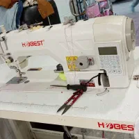 خیاط داخل کارگاه و بیرون بر