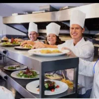 فست فود کار  ماهر  خانم و باریستا خانم