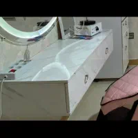 تجهیزات ارایشگاهی|آرایشگاه و سالنهای زیبایی|رشت, دیلمان|دیوار