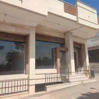 فروش مغازه تجاری در تیران میدان شهید سلیمانی|فروش مغازه و غرفه|تیران, |دیوار