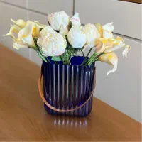 گلدان شیشه ای طرح کیف دستی گل مصنوعی کادو هدیه