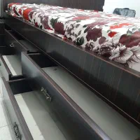 تخت دونفره در حد نو با تشک خوشخواب