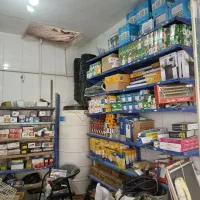 یک عدد مغازه برقی دارم که اجناس آن را میفروشم|لامپ و چراغ|فلاورجان, |دیوار