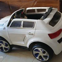 ماشین شارژی در حد نو