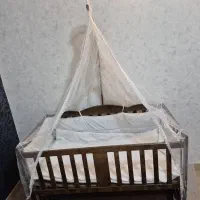 تخت کنار مادر و گهواره|تخت و صندلی بچه|اردبیل, |دیوار