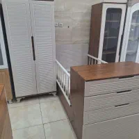 کمد ویترین ۳ درب-- نی‌نی چوب|اسباب و اثاث بچه|اصفهان, باتون|دیوار