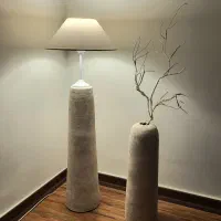 آباژور کنارسالنی مینیمال