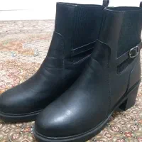 کفش نیم بوت سایز ۳۹