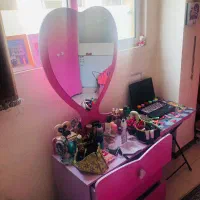 میز آرایش دخترانه