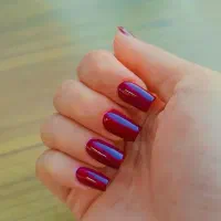 شنیون بافت مو میکاپ ناخن در منزل مشتری