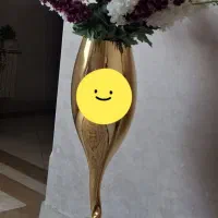 گل و گلدان