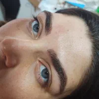 میکروبلیدینگ و هاشور و قاب سایه ابرو