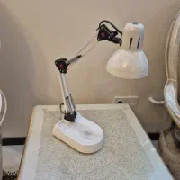 چراغ مطالعه چرخشی