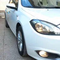 برلیانس۳۲۰ اتومات مدل۹۷|خودرو سواری و وانت|رودسر, |دیوار