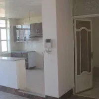 اجاره طبقه۲ از منزل۲طبقه۳خوابه میدان فرصت(تخلیه)|اجارهٔ آپارتمان|شیراز, پودنک|دیوار