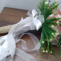 دسته گل عروس